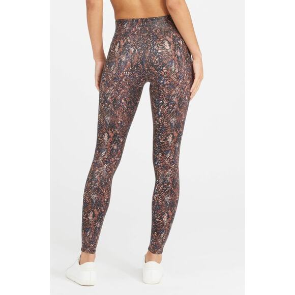 SPANX NWT Faux Leather Snake Shine Legging in Mocha Snake // XS - Picture 4 of 14